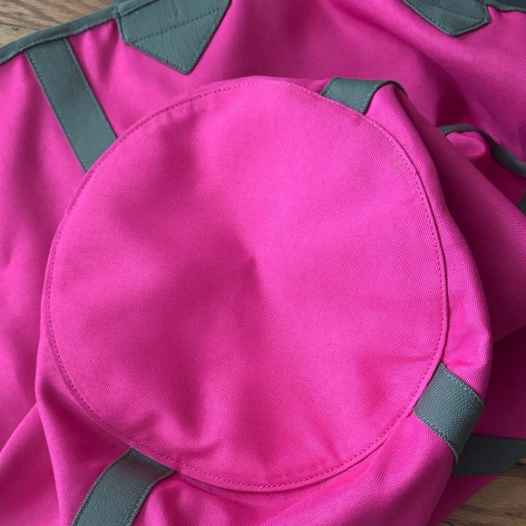 Rothy's Vibrant Pink,Olive, and Blue Reversible Tote Bag Casual, oversized, - Picture 12 of 12